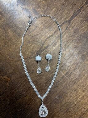 Silvertone Teardrop Crystal Necklace and Earrings Set